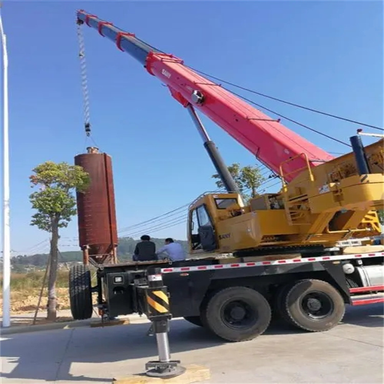 郑州专业吊车租赁多少钱