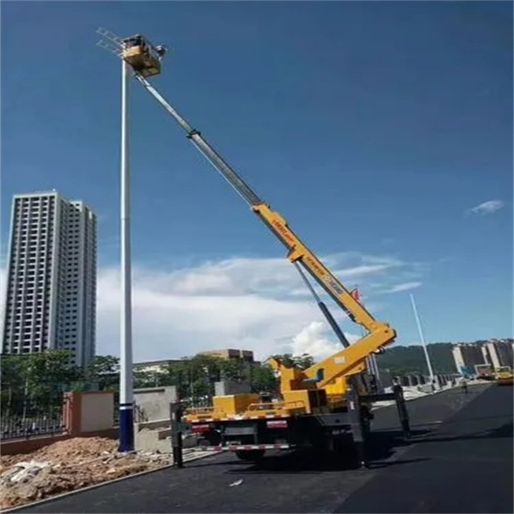 郑州维修路灯的曲臂升降车出租